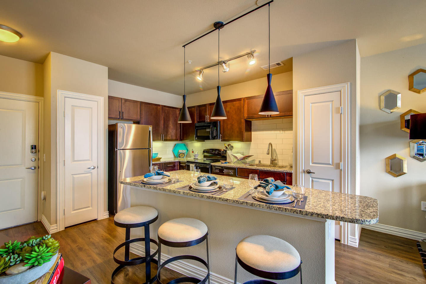 Keller Springs Crossing Apartments Image 30