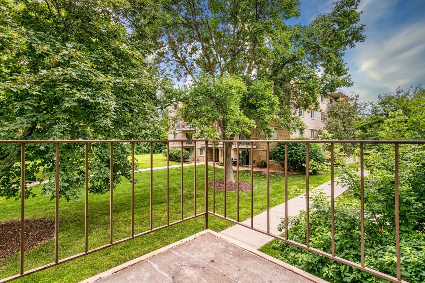 Cherry Court Image 4