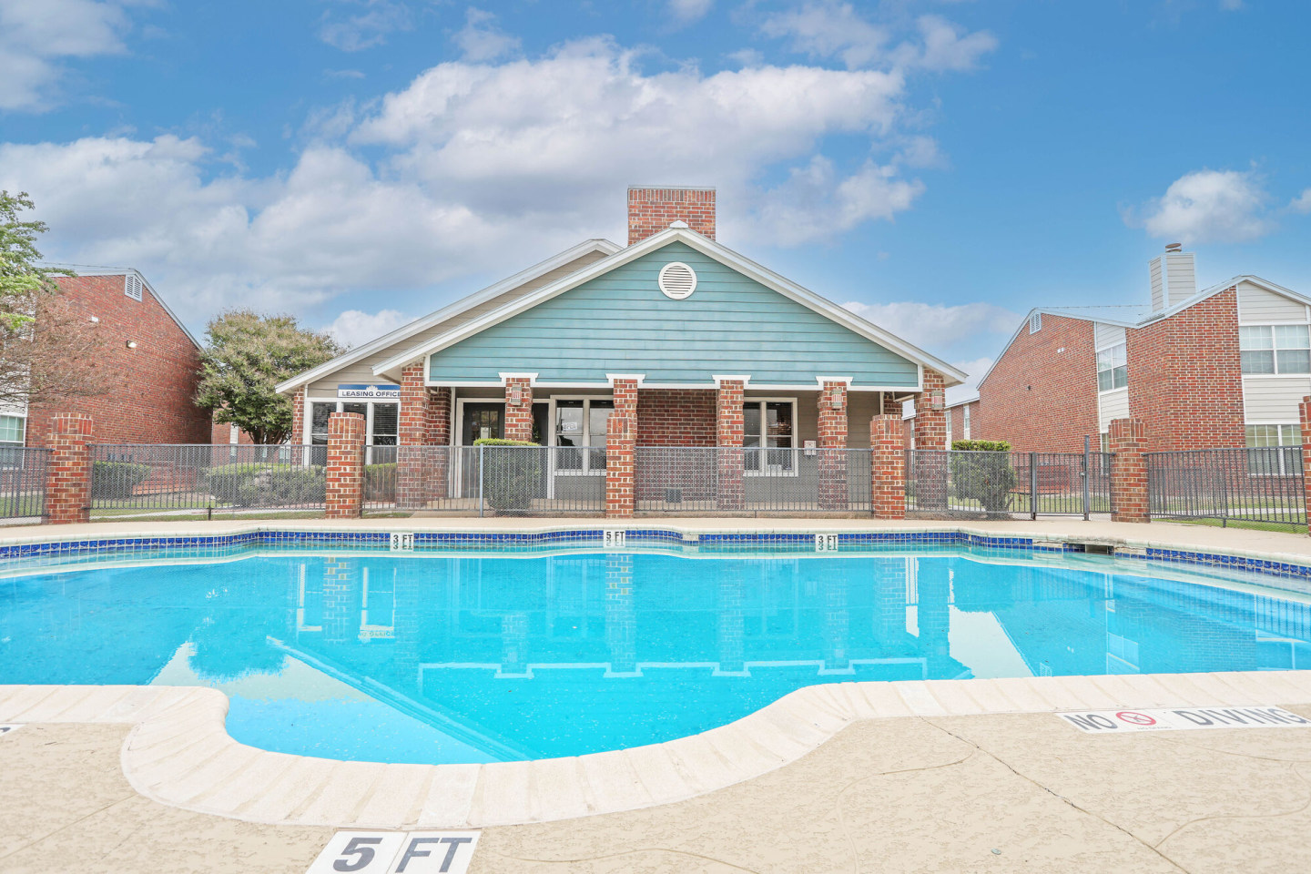 Thompson Place Apartments Image 15
