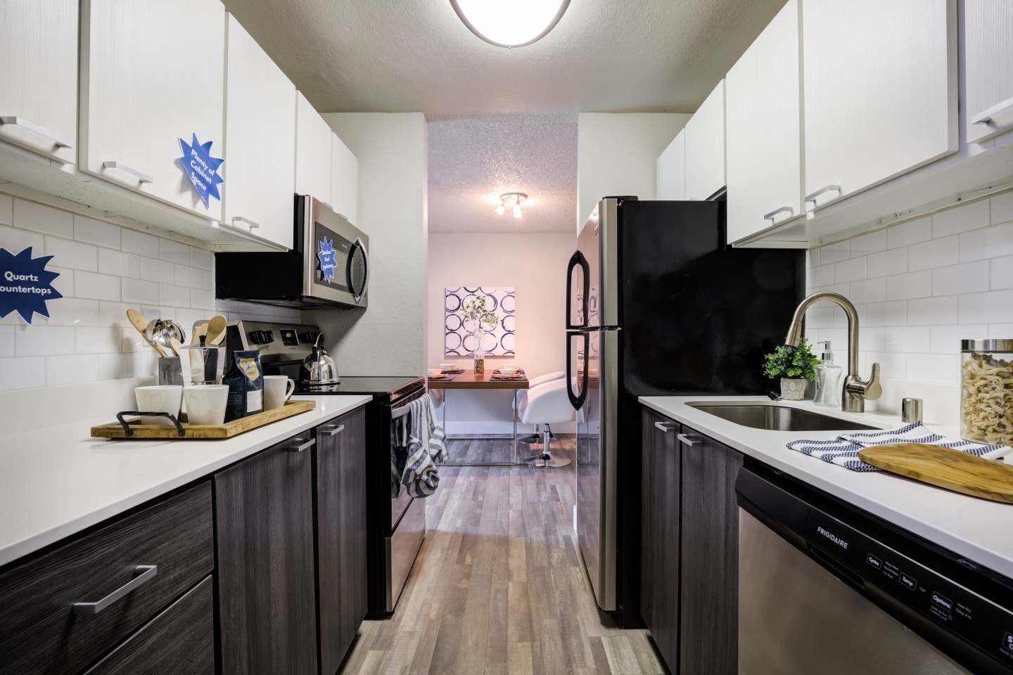 Knol Apartments Image 1