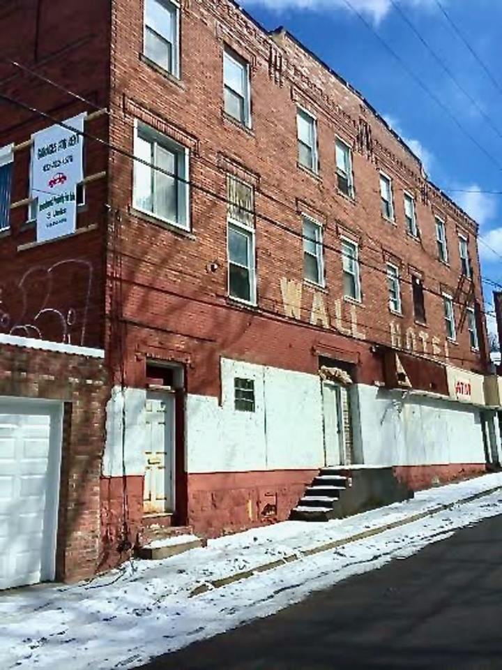 473 Wall Ave Image 7
