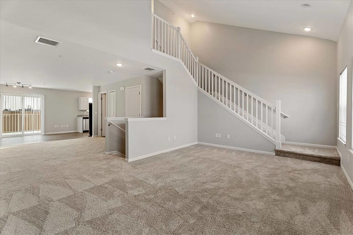 Midtown Pointe Image 41