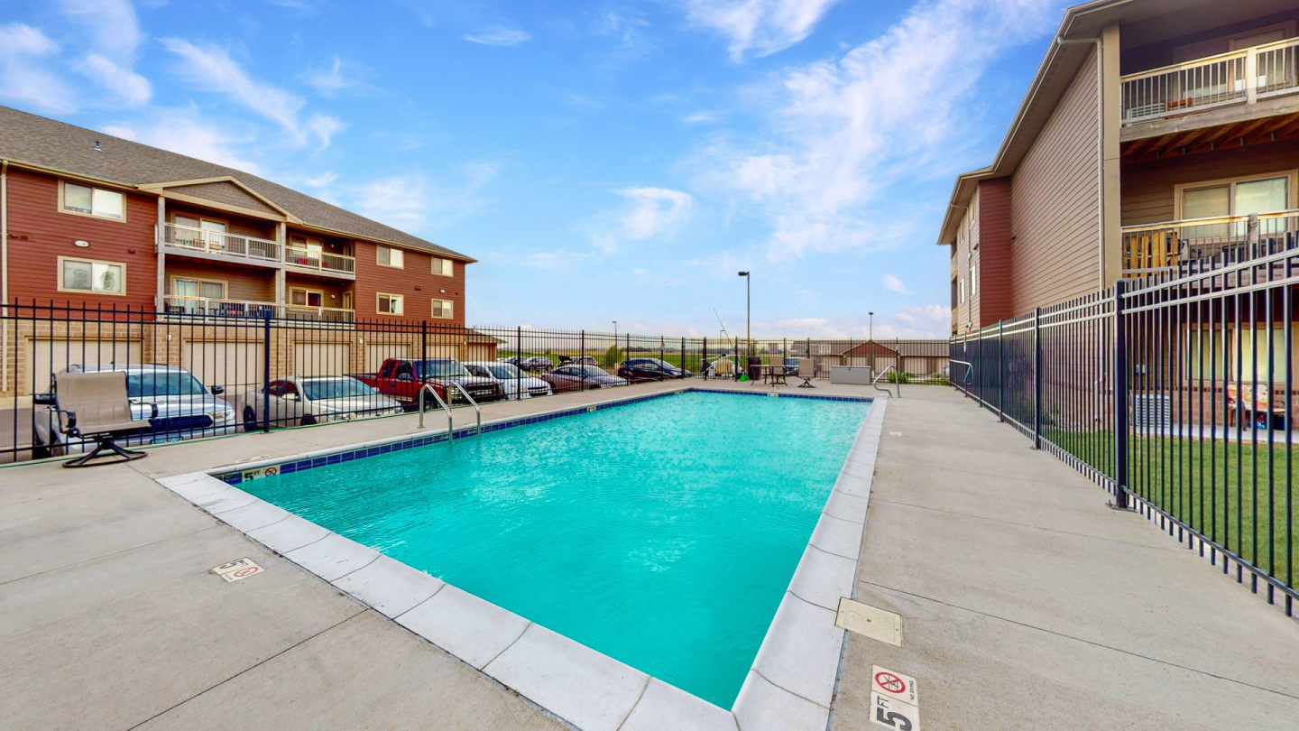 Sunset Villas Apartments Image 17