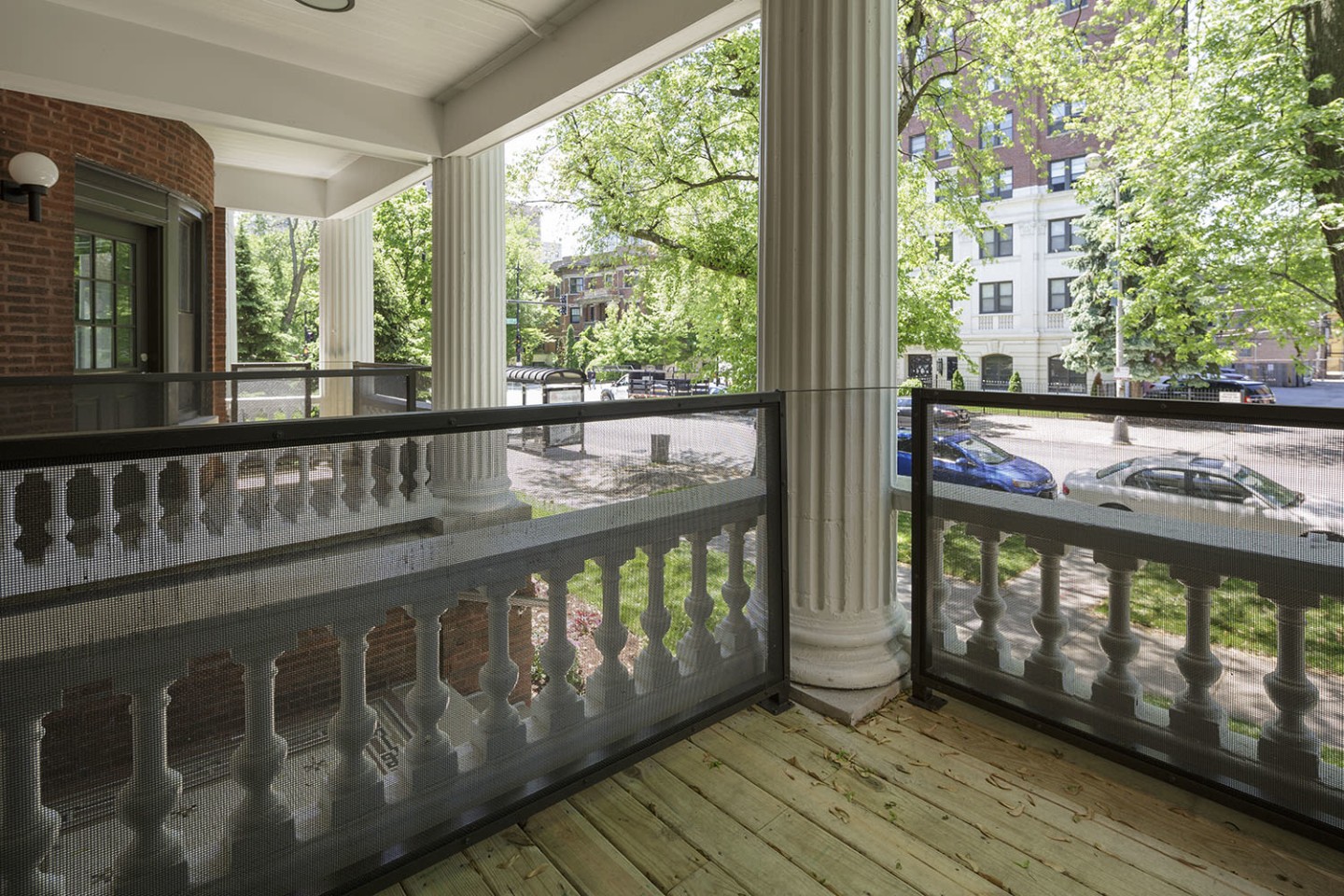 5487-5491 S. Hyde Park Boulevard Image 25