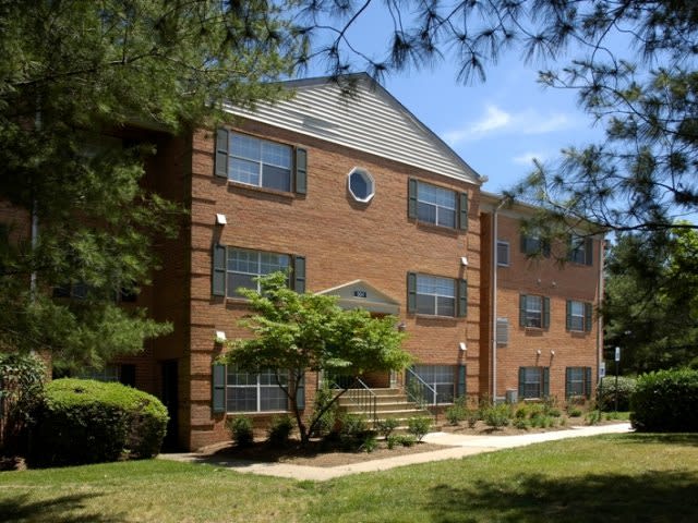 Crofton Village Apartments Image 27