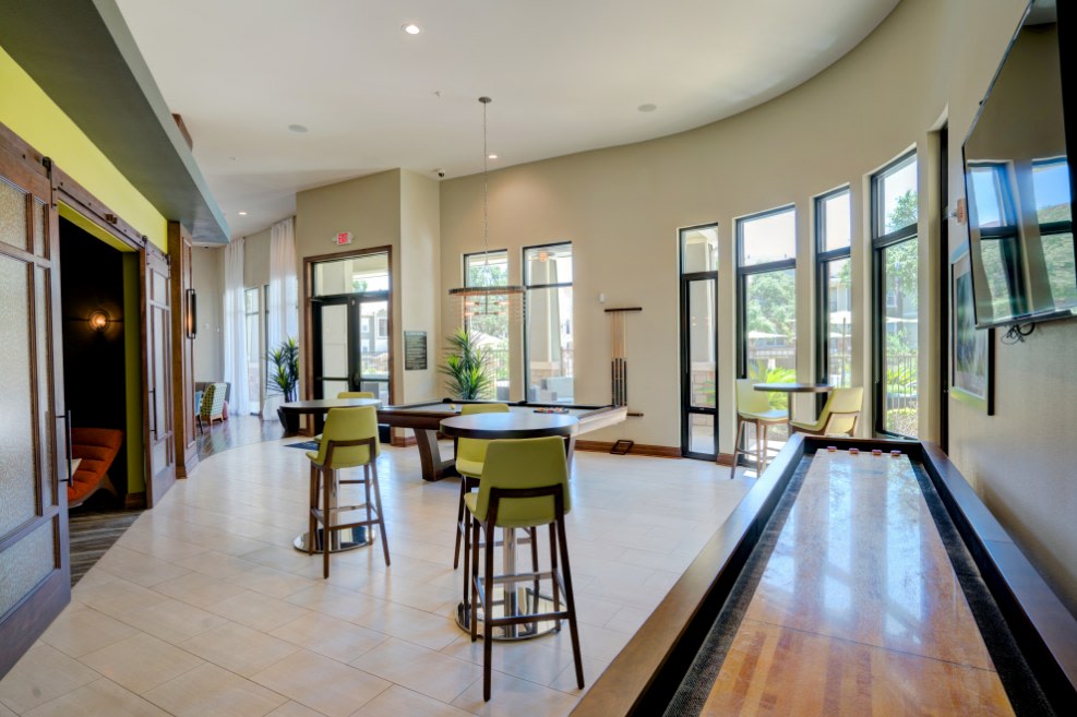 Thirty Oaks Image 8