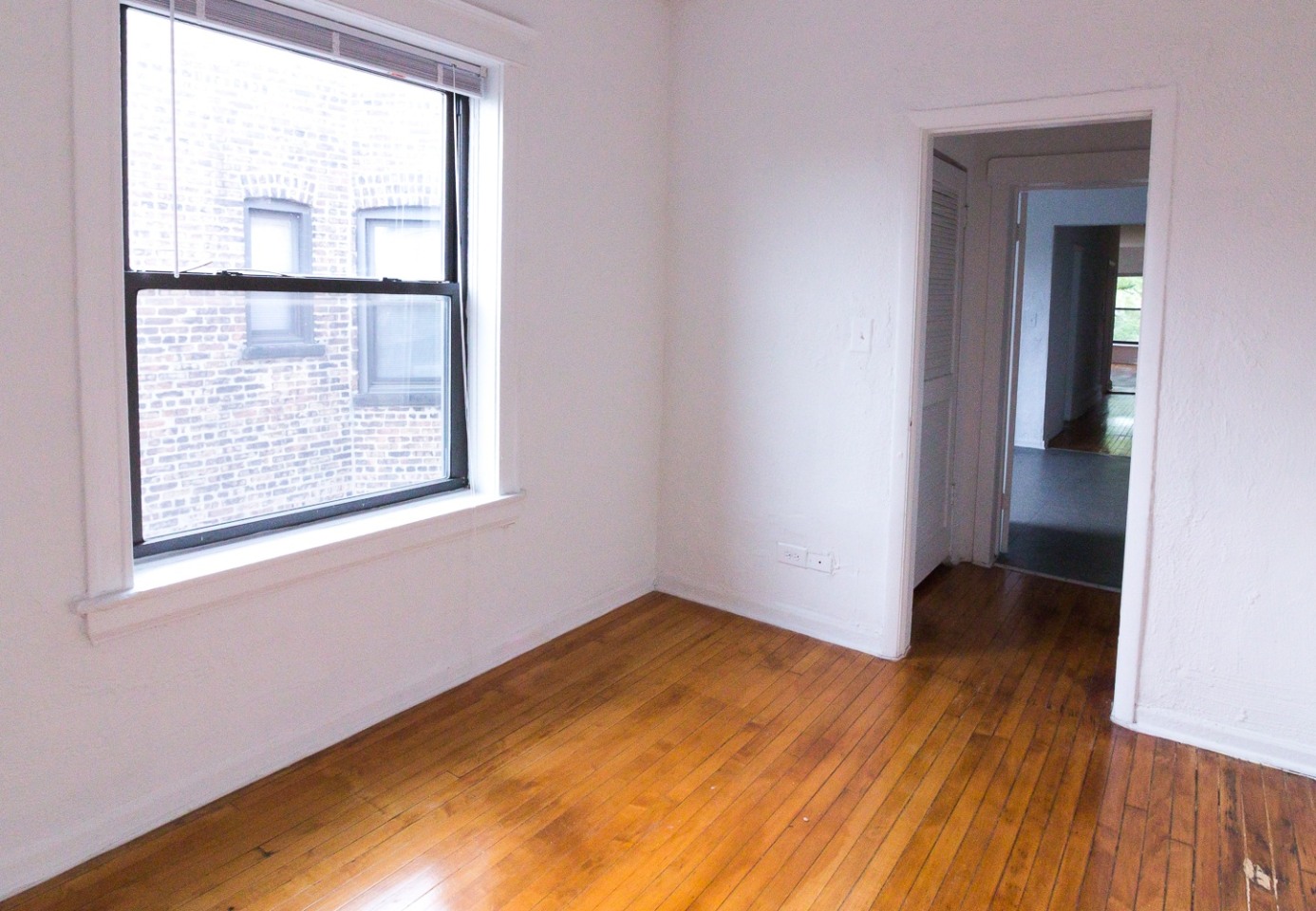 1515 E. 54th Street Image 26