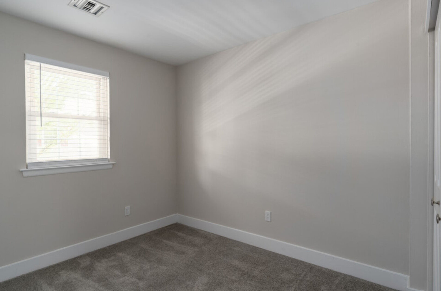 Pottsgrove Townhomes Image 17