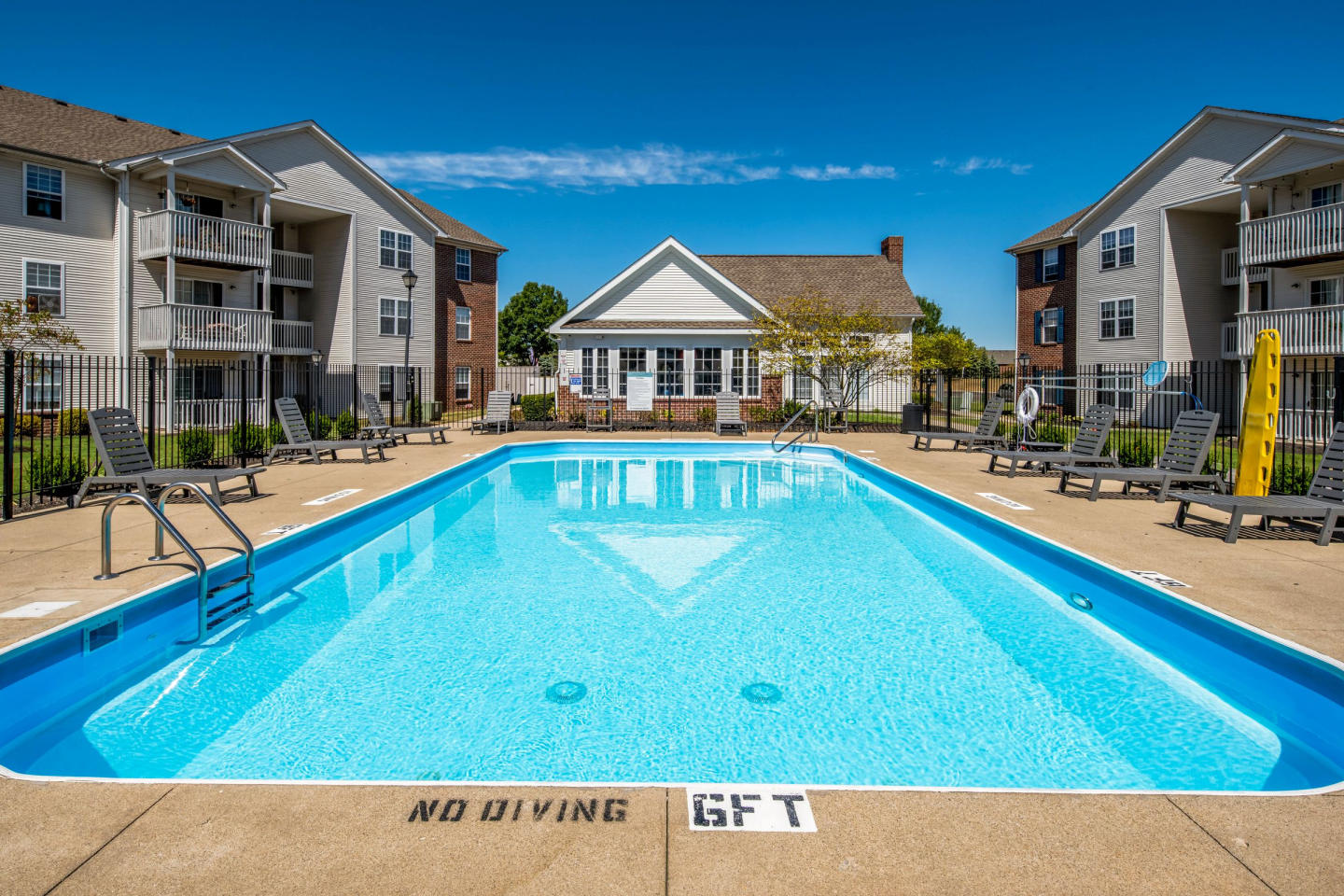 Trinity Lakes Apartments Image 10