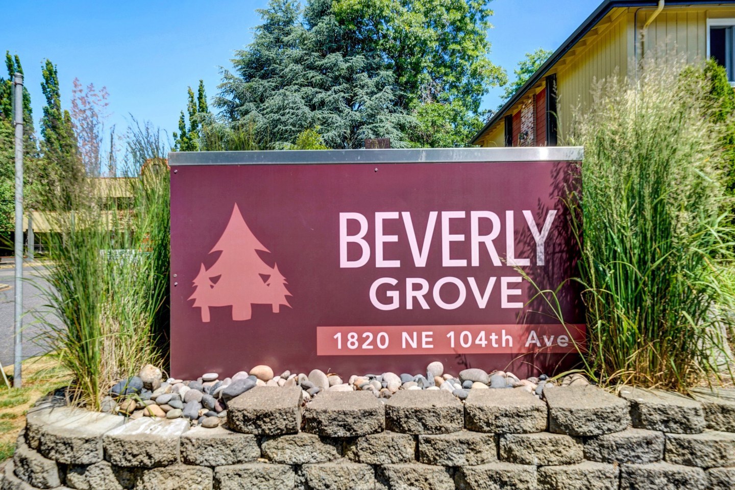 Beverly Grove Image 1