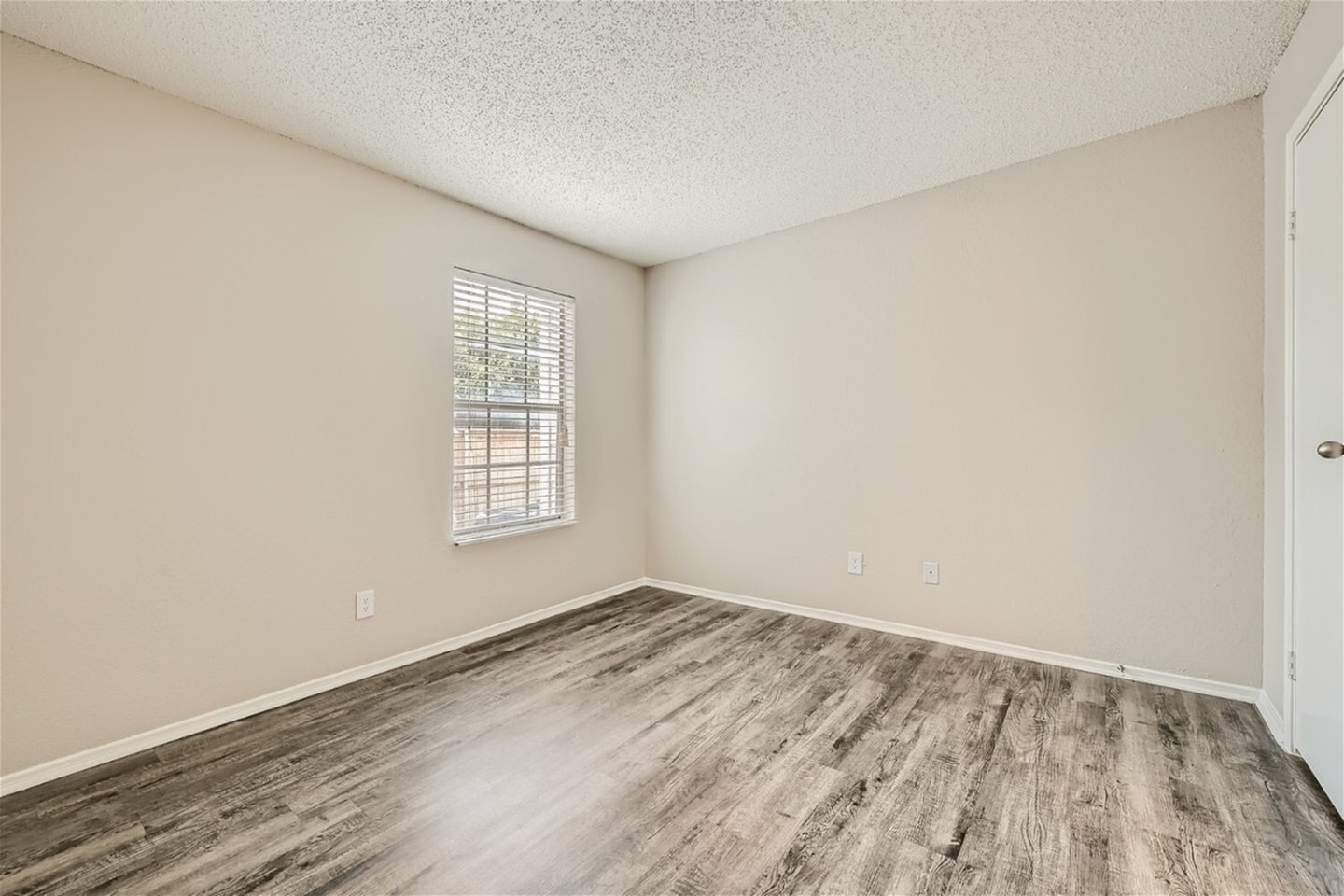 Rise Spring Pointe Image 103