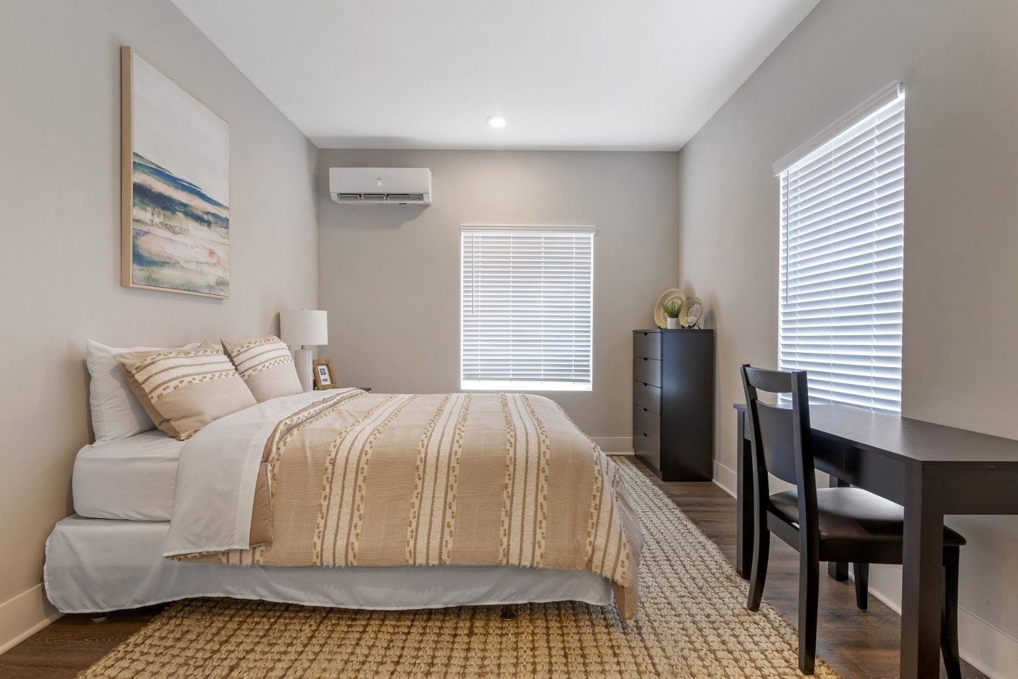 Pointe Grand Apartment Homes Image 8
