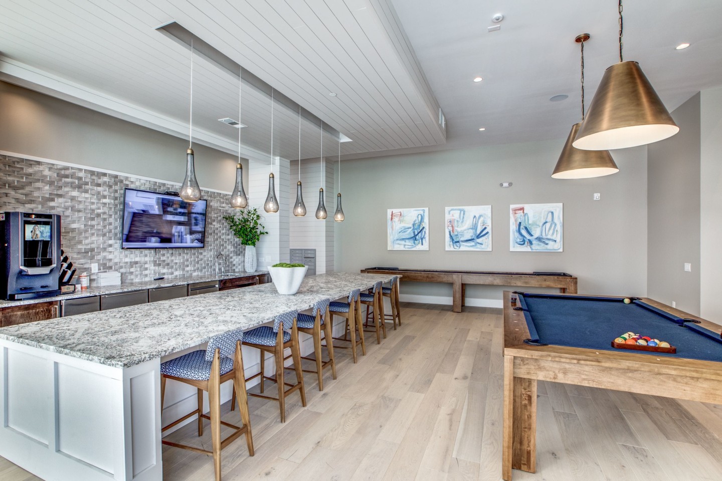 255 Assay Luxury Apartments Image 10