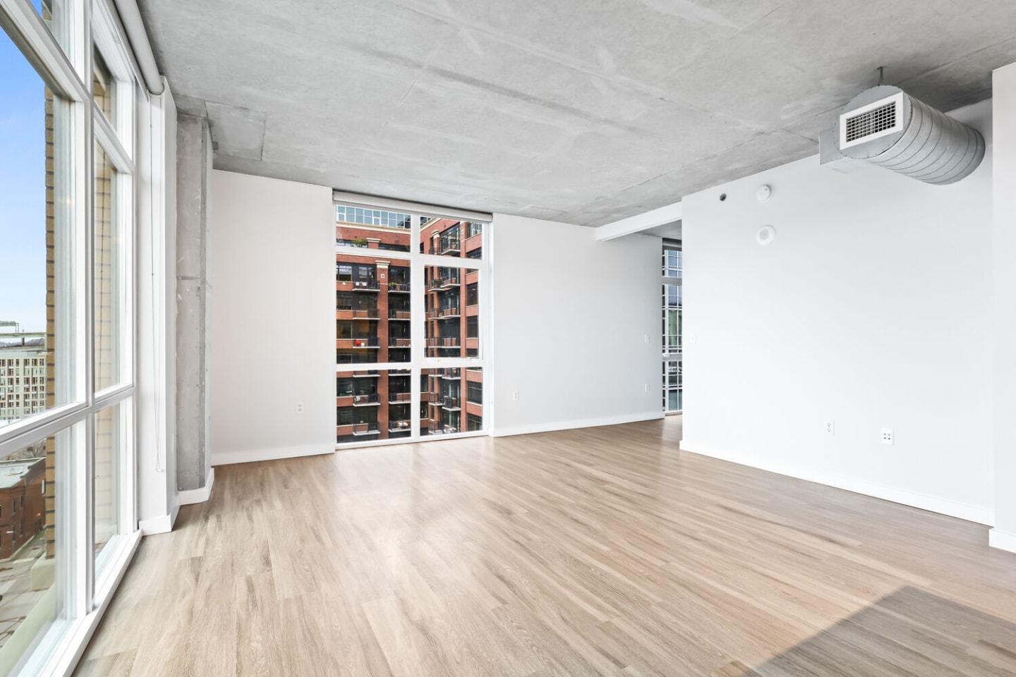 Asa Flats and Lofts Image 70