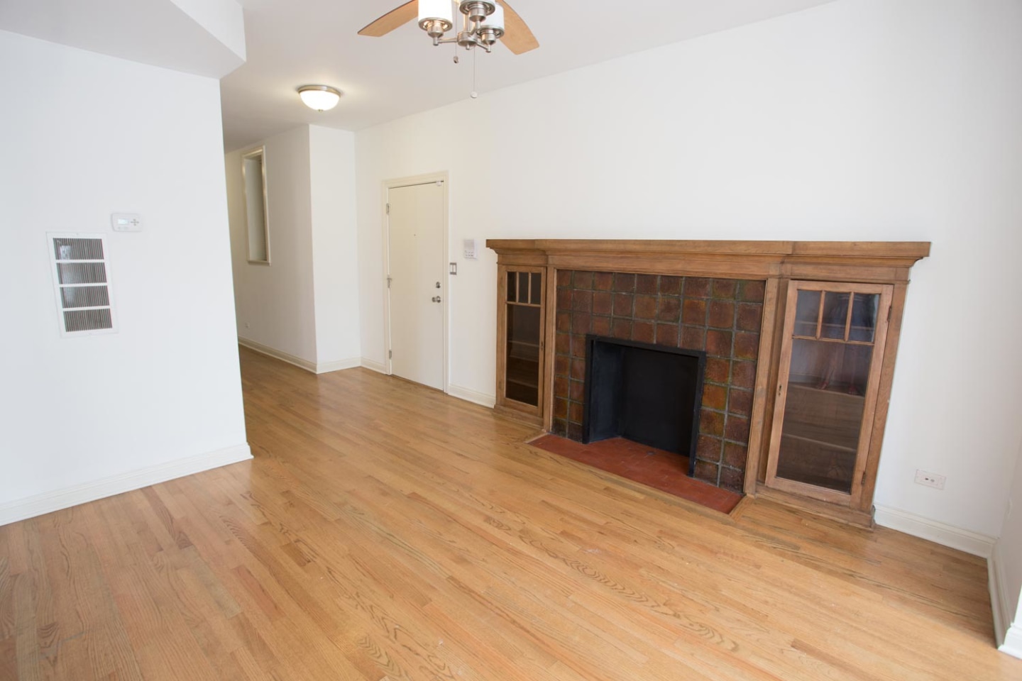 5401-5409 S. Cottage Grove Avenue Image 16