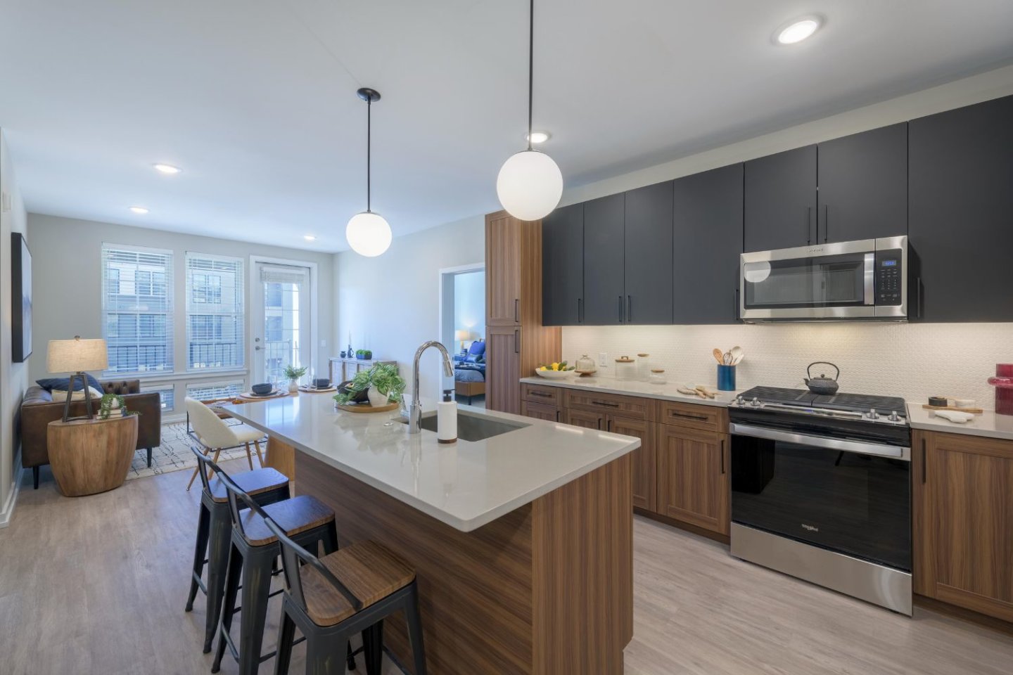 333 North Broad Image 1