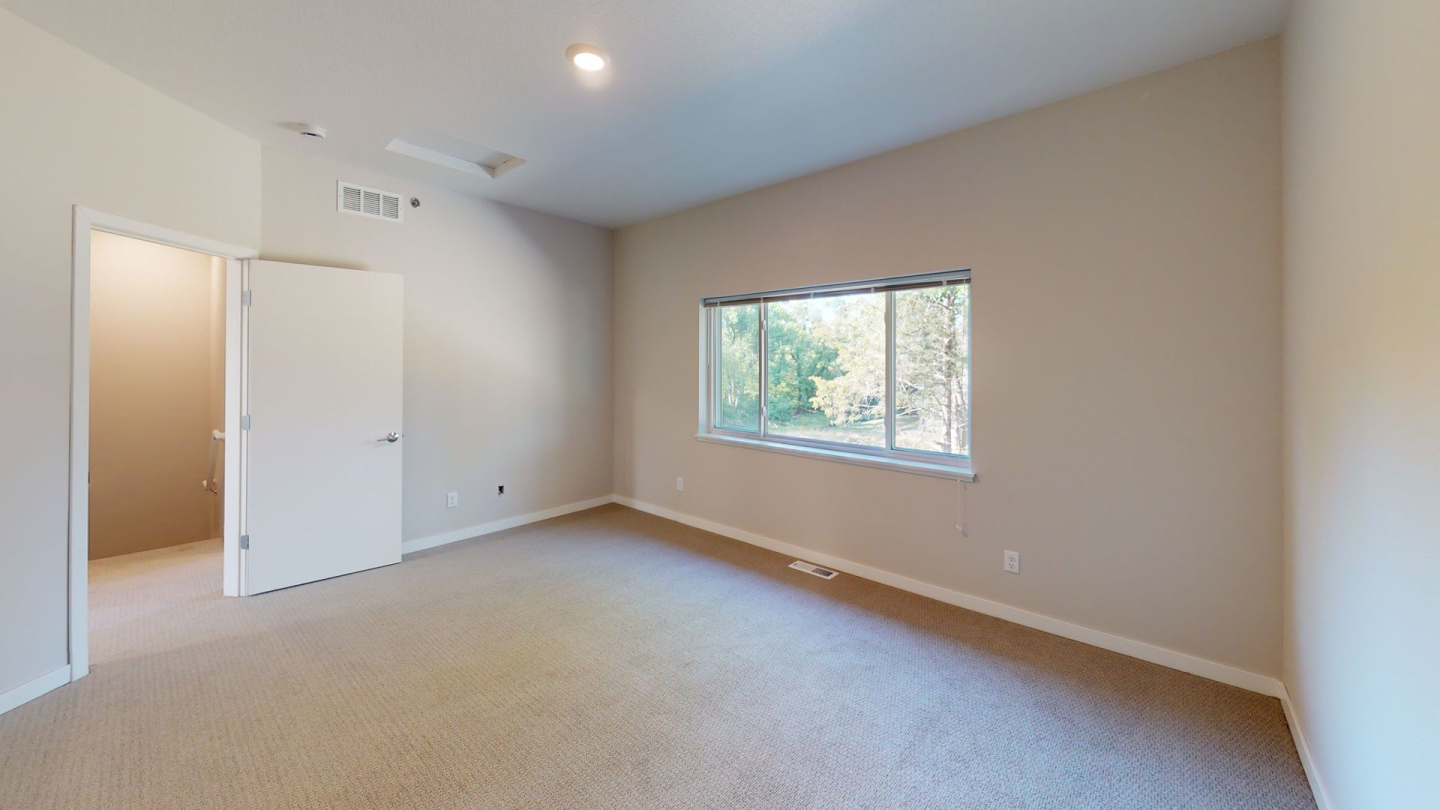 Boulevard Apartments & Townhomes Image 37