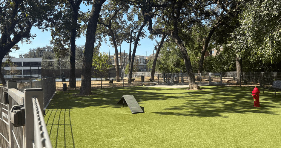 Woodlake Oaks Image 21