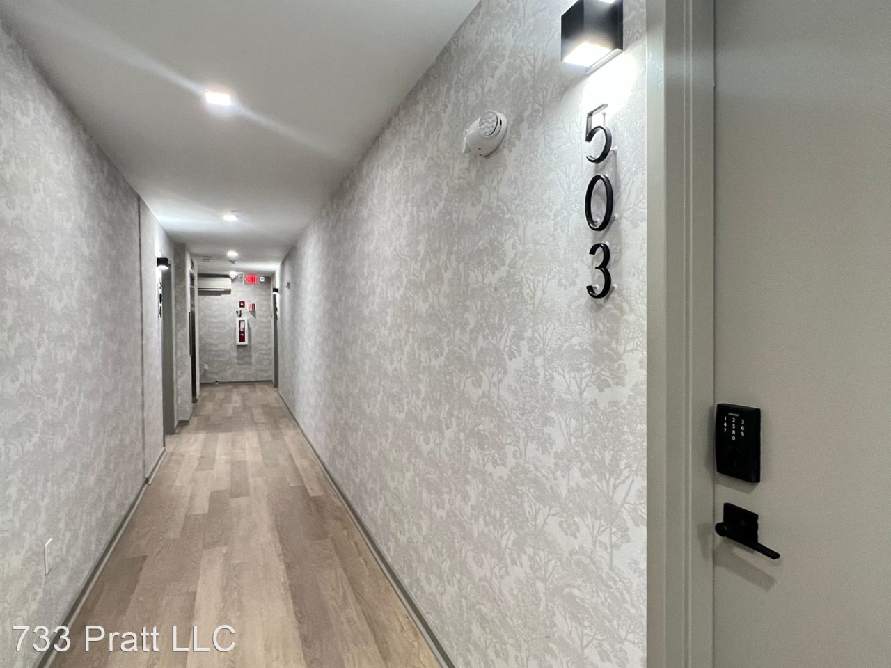 733 W Pratt Image 4