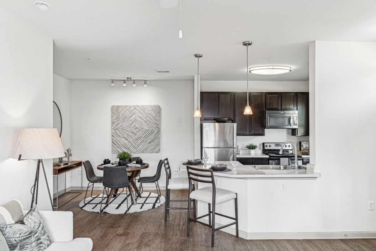 Otarre Pointe Apartment Homes Image 40