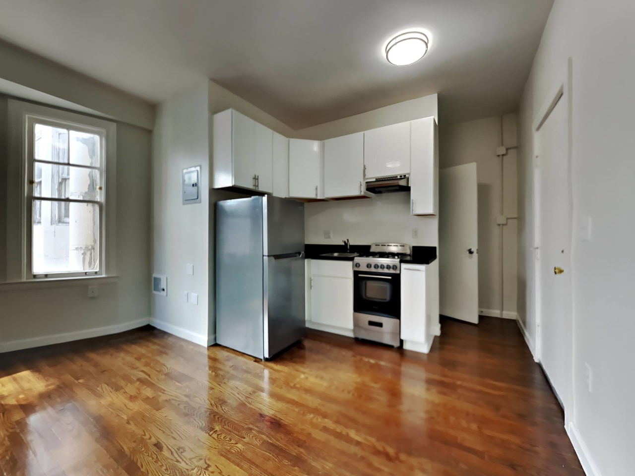 347 Eddy St. Image 5