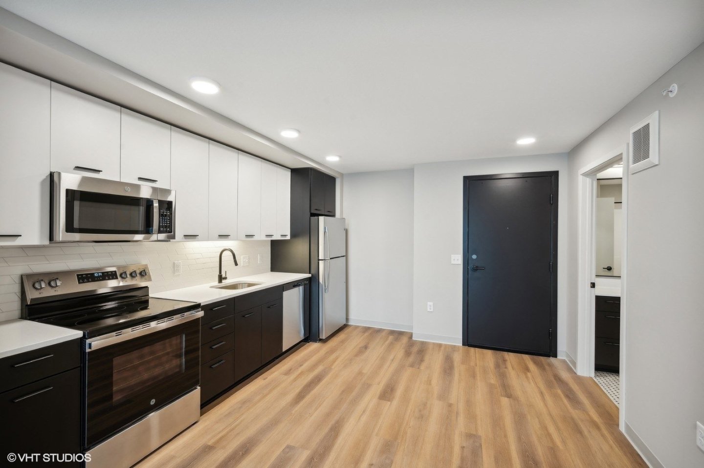 Harbourline Apartments Image 21