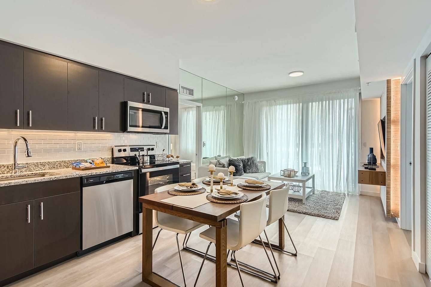 Amelia Apartments Image 4