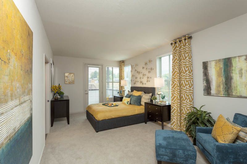 Outlook Golden Apartments Image 4