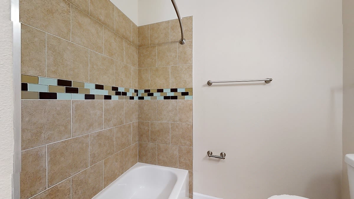 1485 Clayton Image 22
