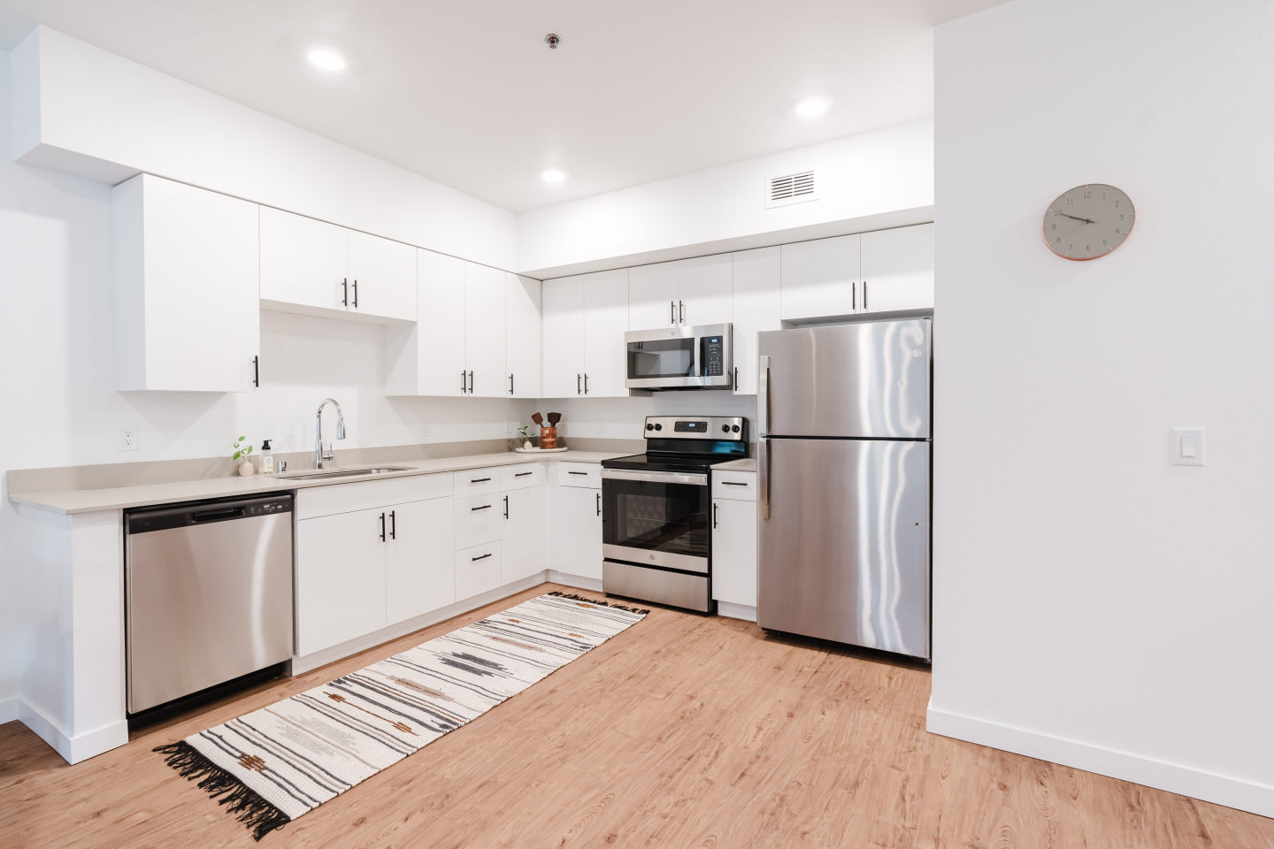 South Ridge Apartments Image 4