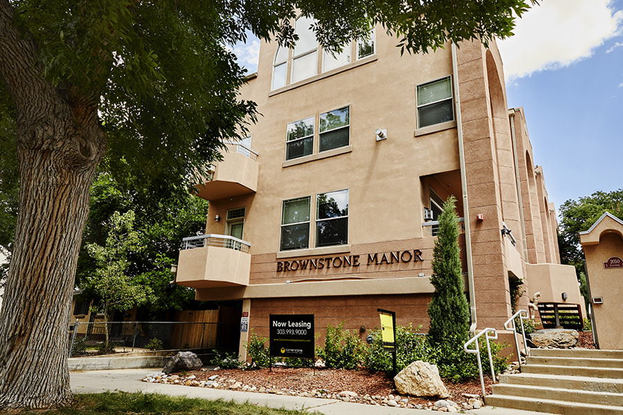 Brownstone Manor Image 11