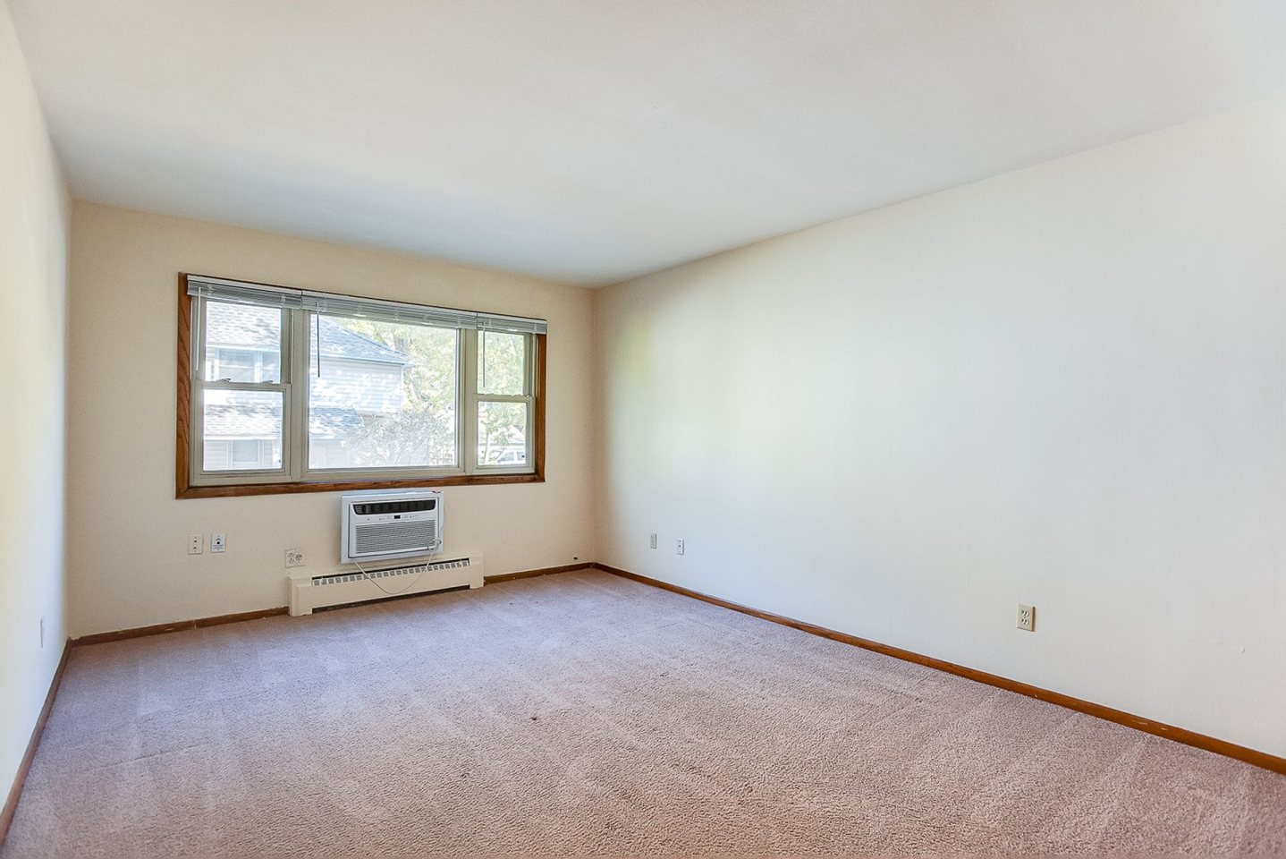 424 W 24th Street Image 7