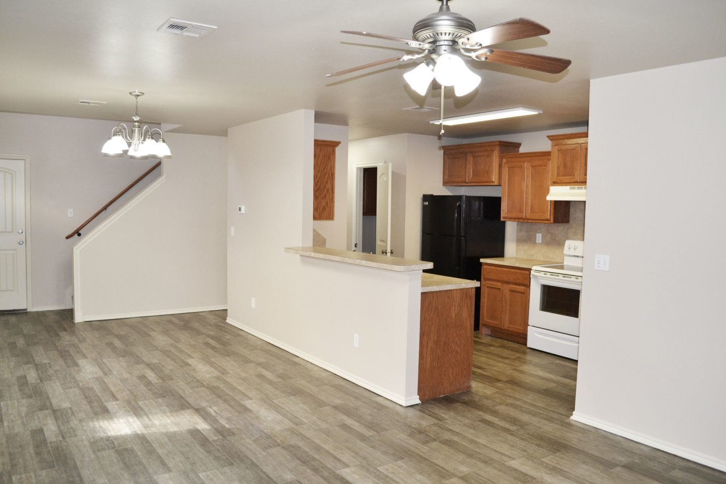 Sydney Court Townhomes Image 8