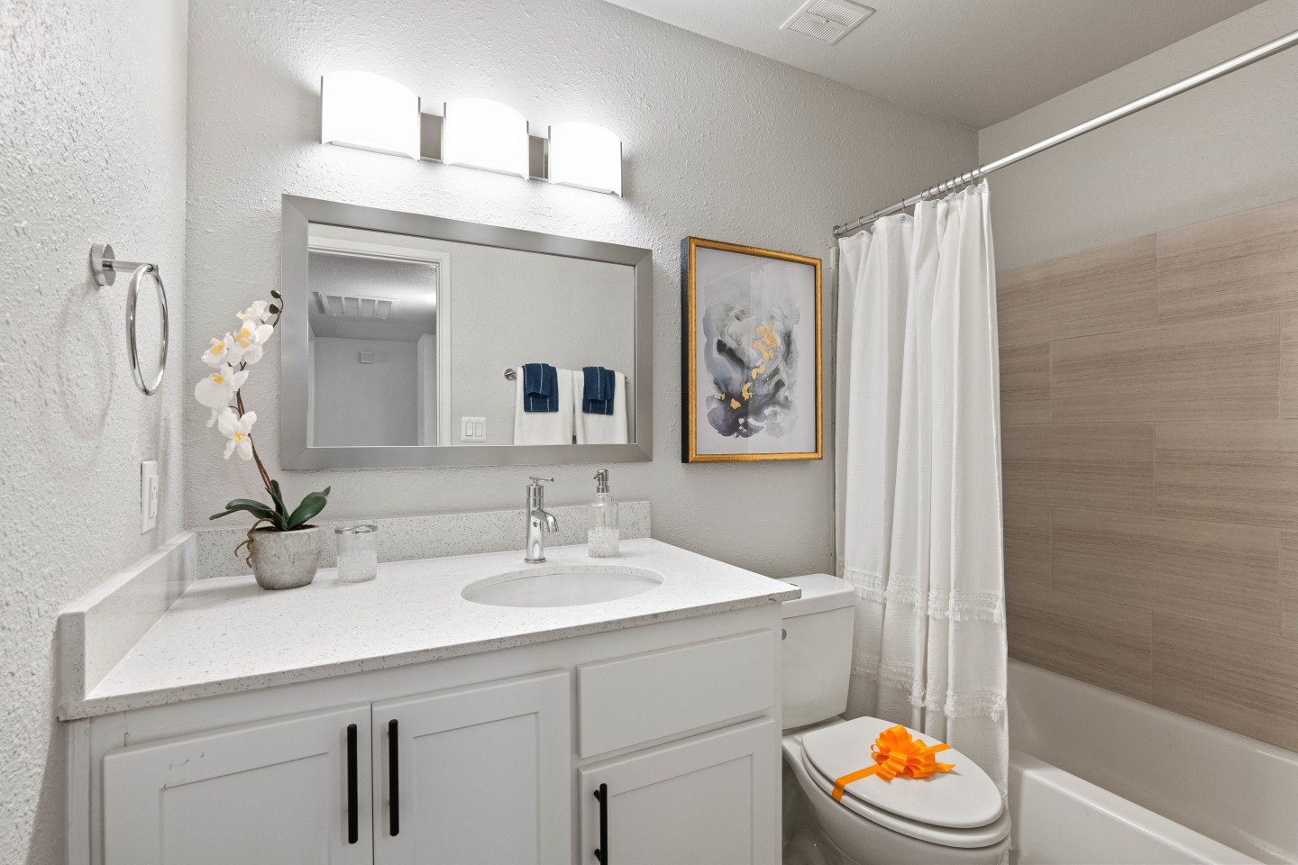Delano Image 24