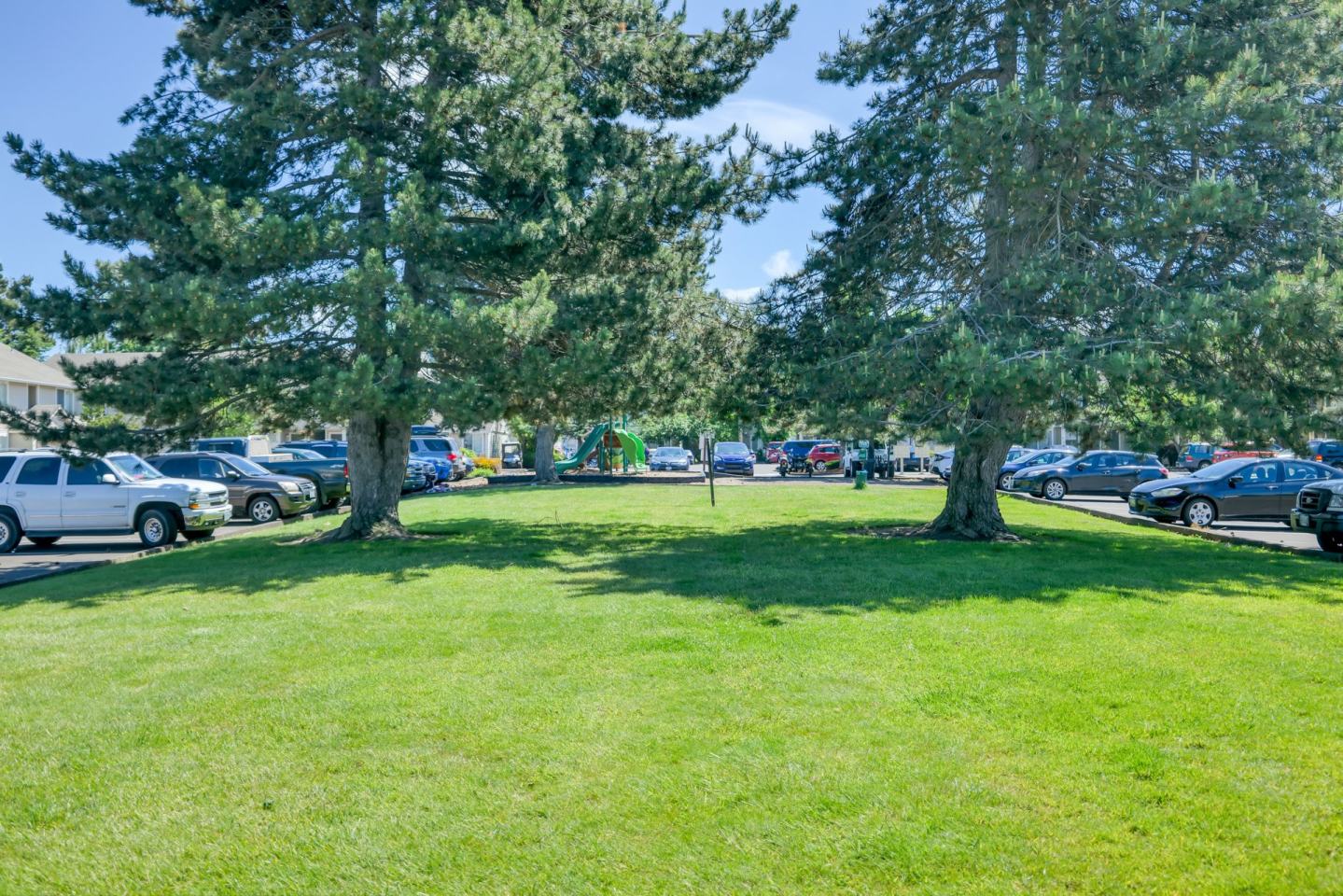 Pacific Crest Apartments Image 29