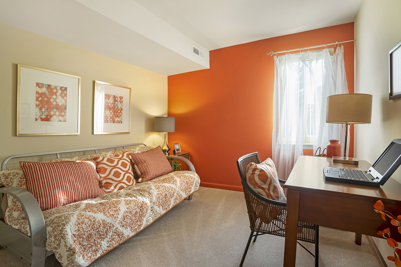 The Apartments at Elmwood Terrace Image 15