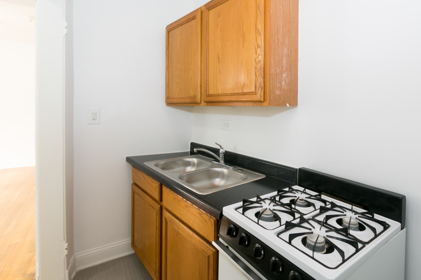5457-5459 S. Blackstone Avenue Image 17
