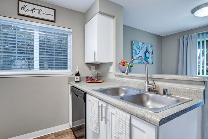 Beaumont Grand Apartment Homes Image 10