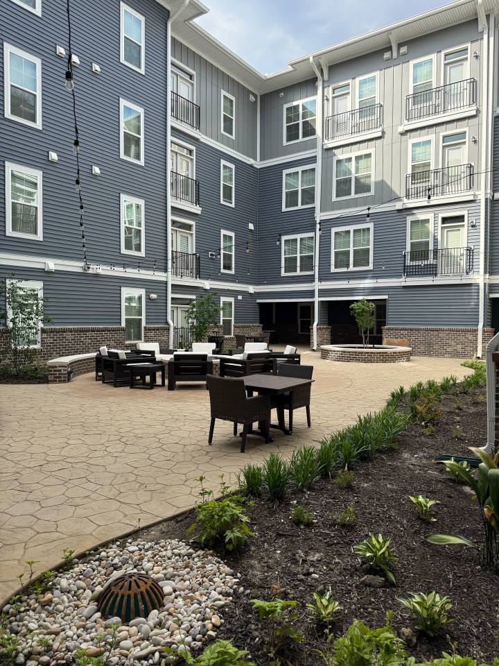 Avant at Huntington Pointe Image 2