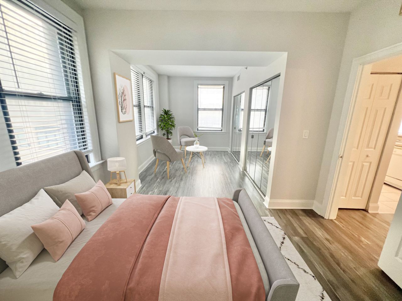 Rittenhouse Row Apartments Image 4