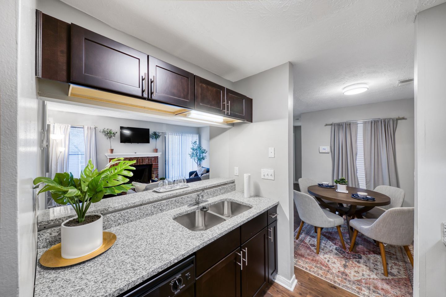 Midwood Gardens Apartments Image 7