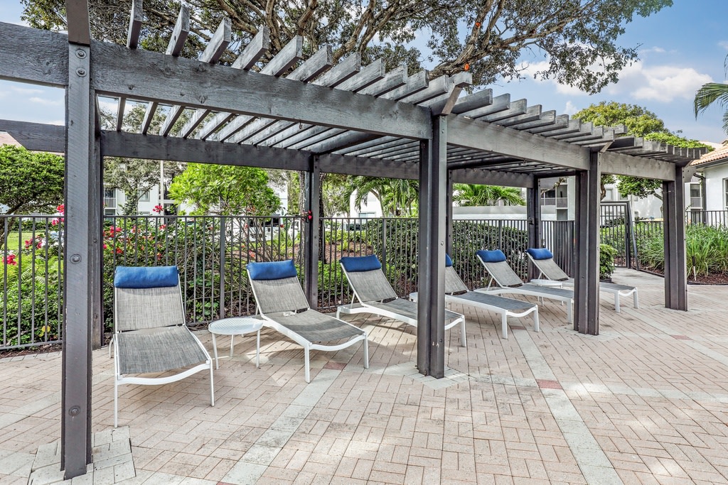 The Cove at Boynton Beach Apartments Image 7
