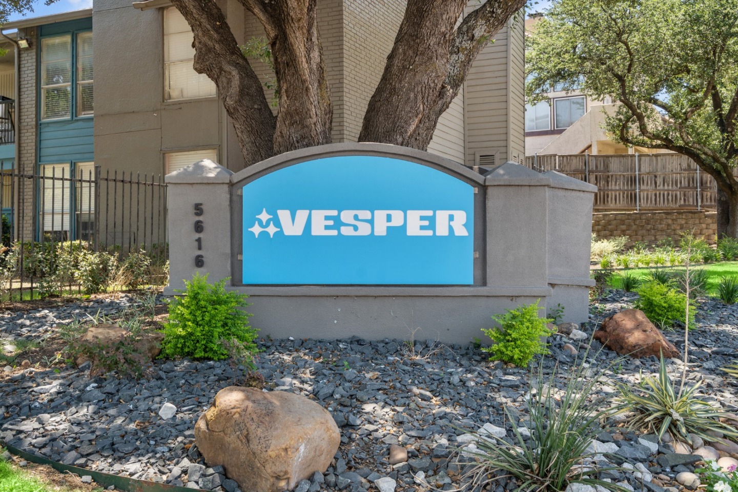 Vesper Living Image 48