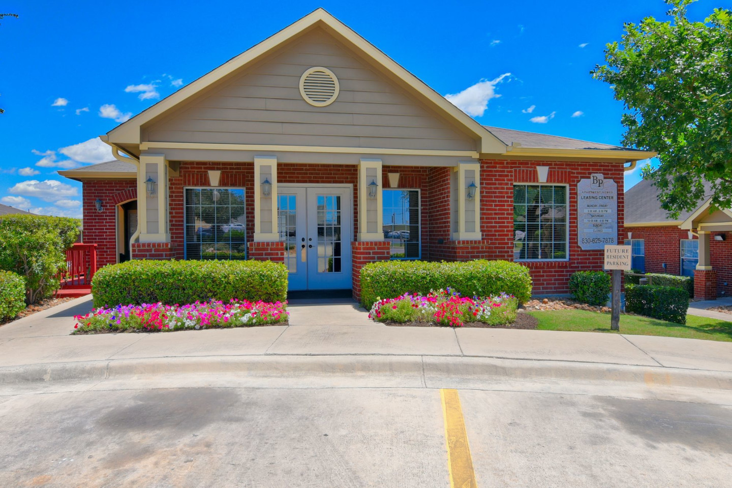 Braunfels Place Image 19