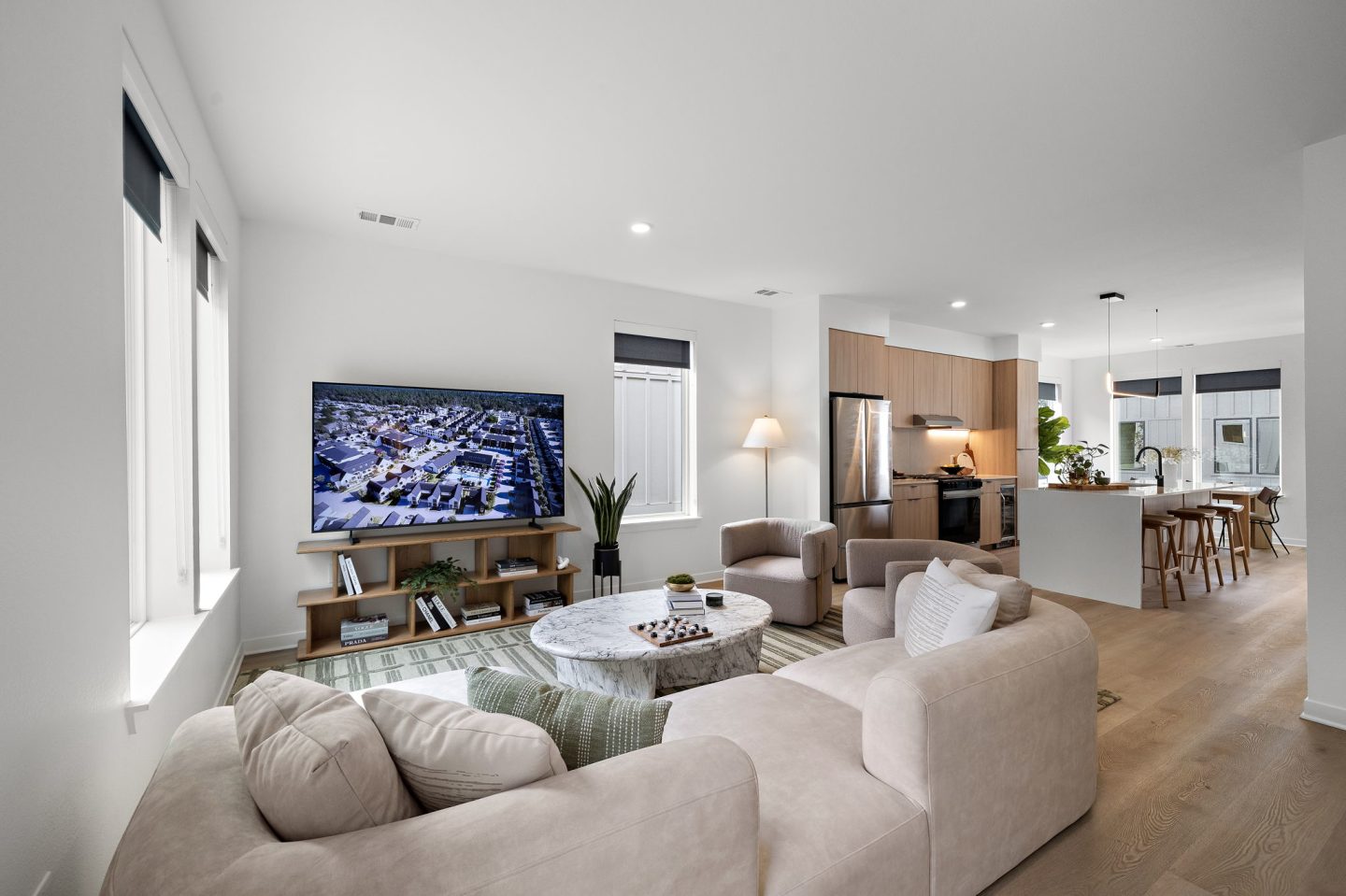 The Sylvan in the Woodlands Image 9