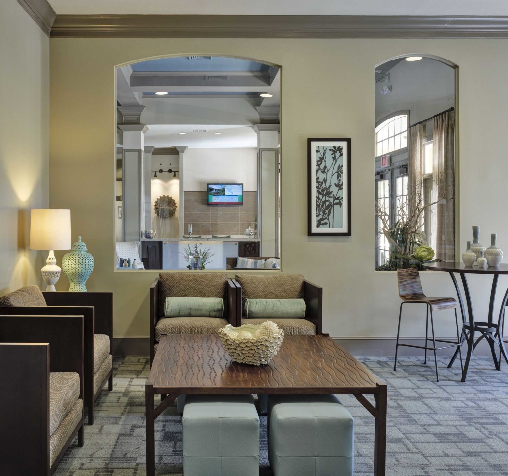 Lake's Edge Apartments Image 22