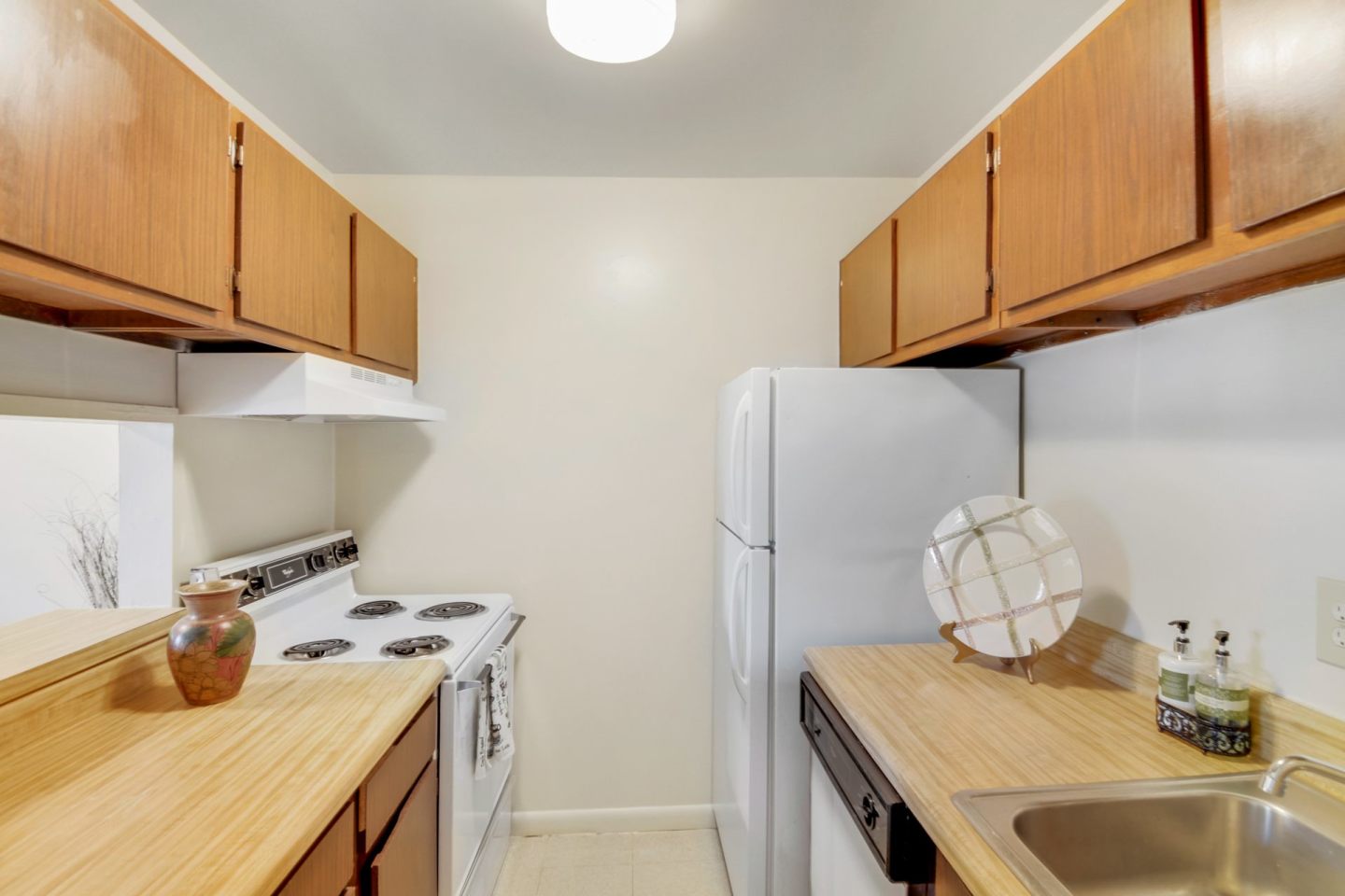 North Slope Apartments Image 10