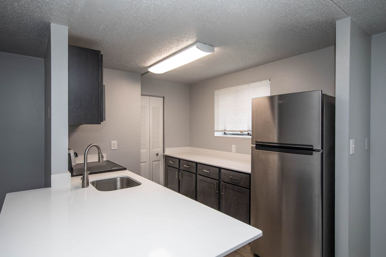Premier Village Apartments Image 7