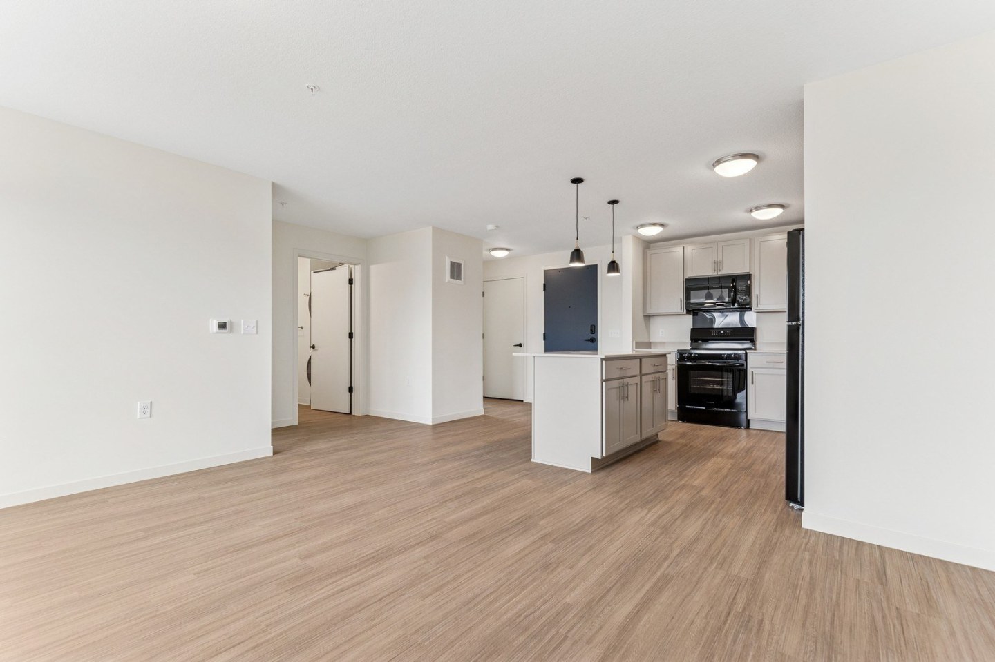 Marshall Avenue Flats Image 17