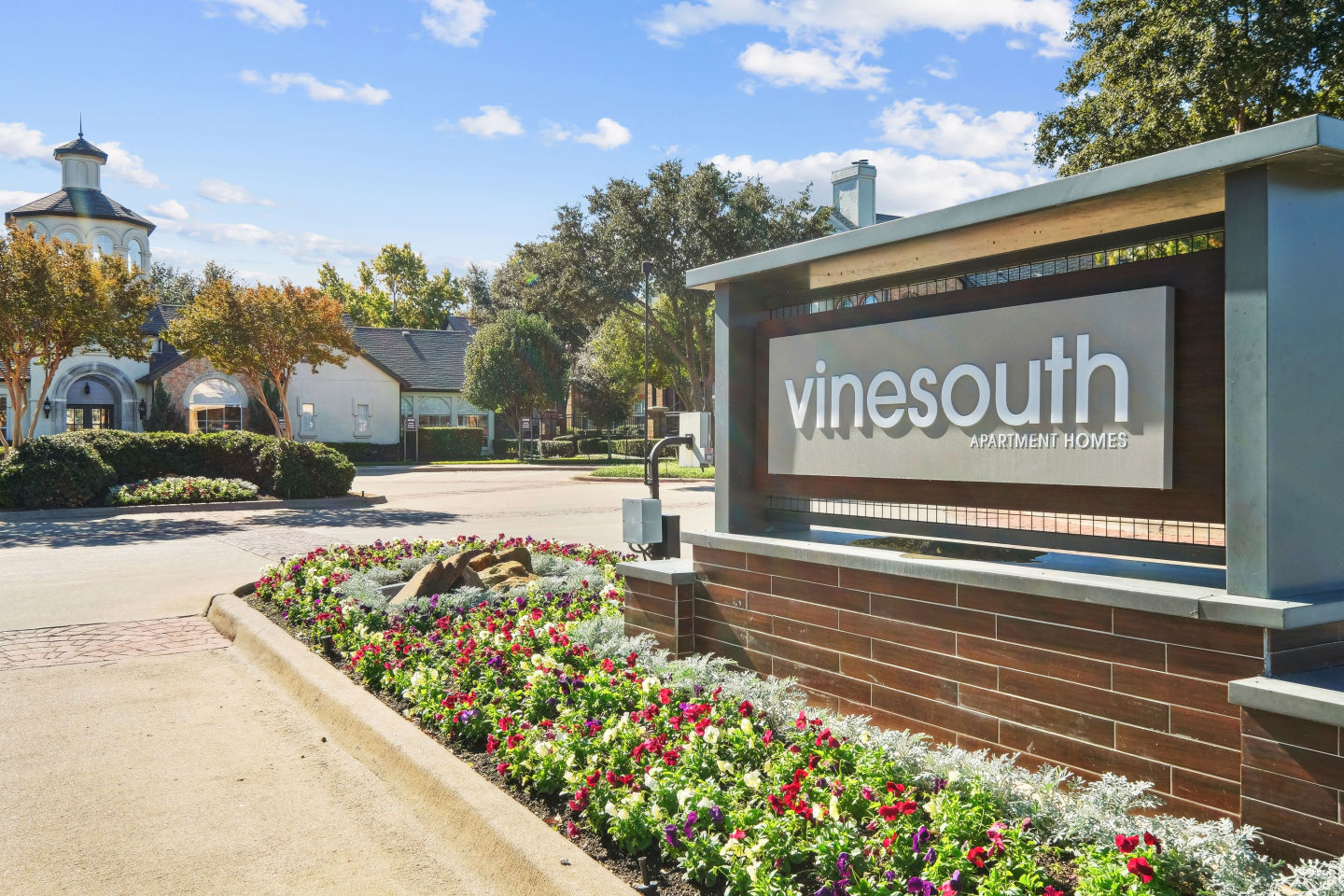 Vine South Image 9
